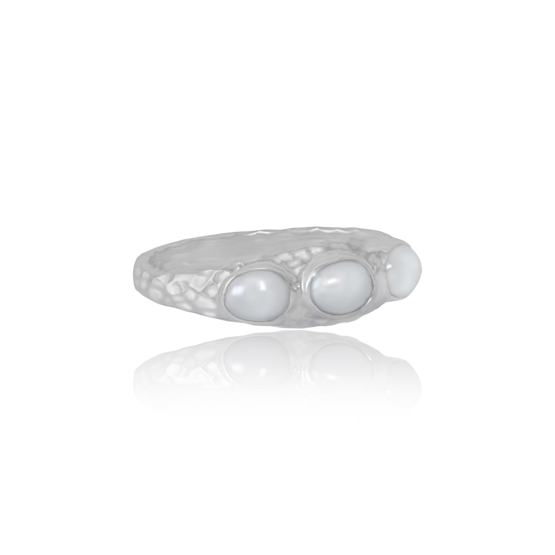 Oval White Mother of Pearl Silver Cocktail Ring | Vintage Jewelry - BOÎTE  LAQUE JEWELRY – BOITE LAQUE