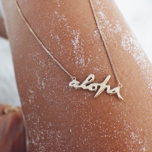 La Luna Rose x Goldfish Kiss Aloha Gold Necklace made from Recycled Sterling Silver
