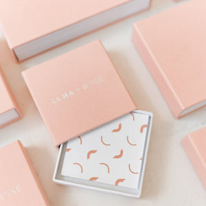 Luna & Rose sustainable packaging for Jewellery 