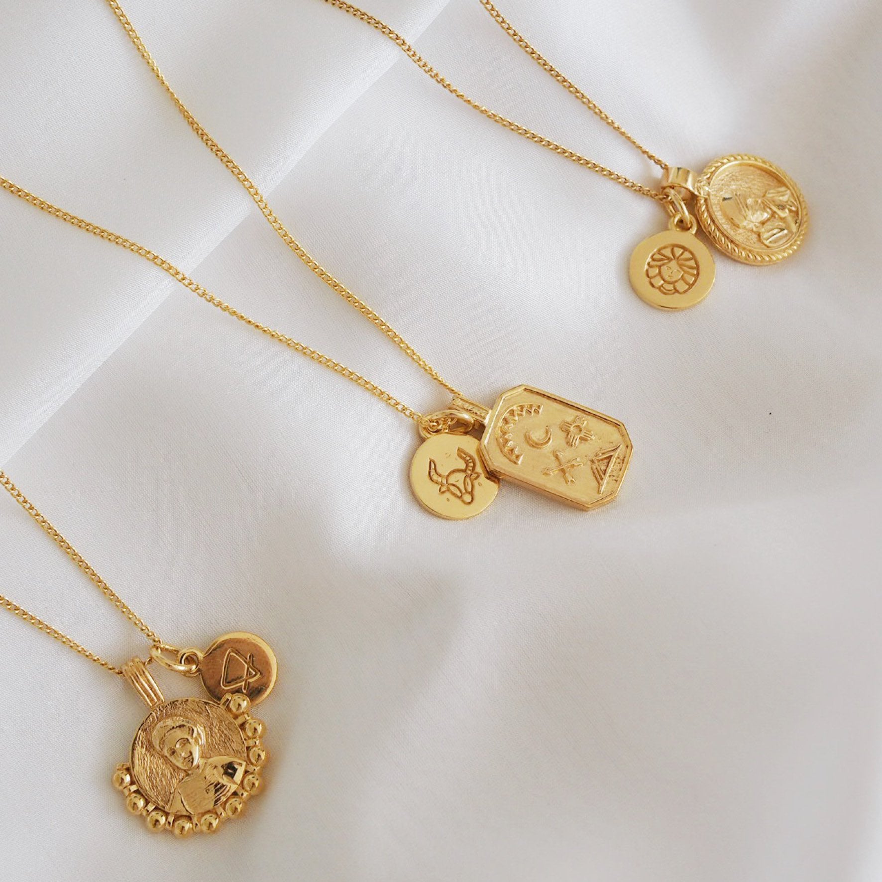 Taurus Mini Zodiac Charm - Gold